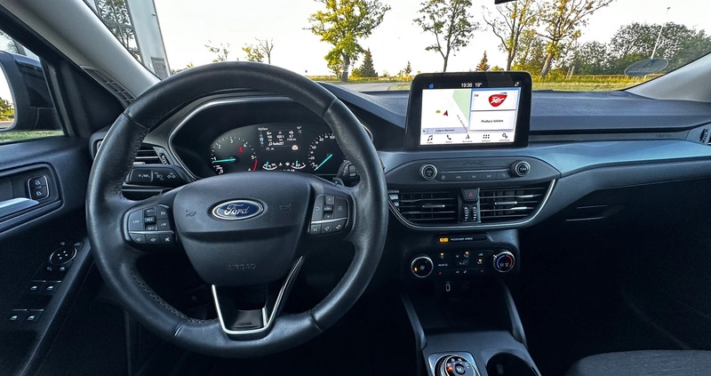 Ford Focus cena 57900 przebieg: 171000, rok produkcji 2019 z Tłuszcz małe 466